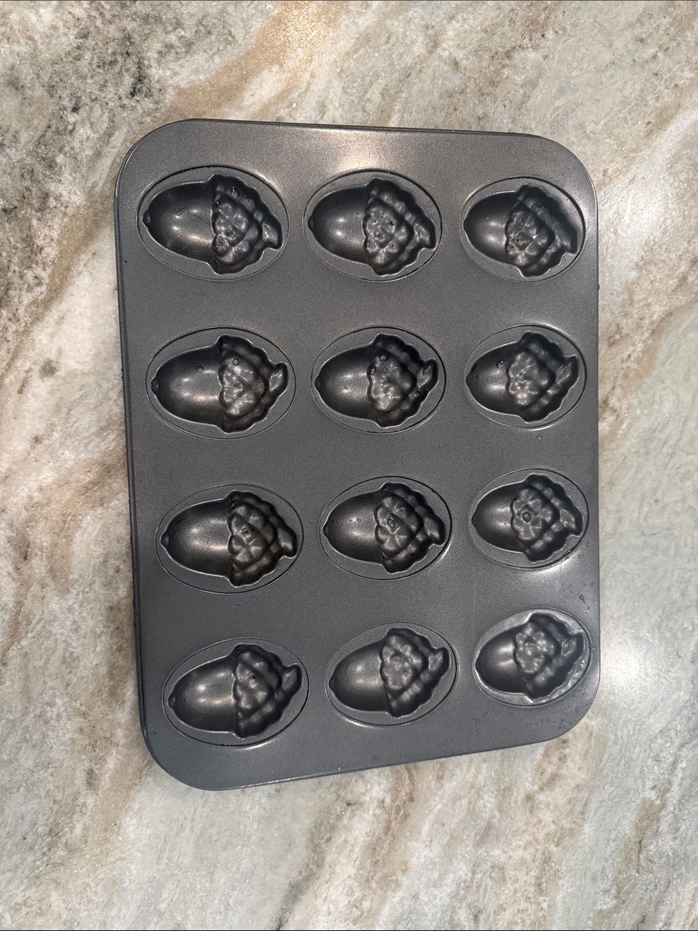 Acorn-Shaped Mini Muffin / Candy Mold - Dark Gray